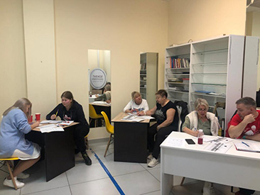 �������